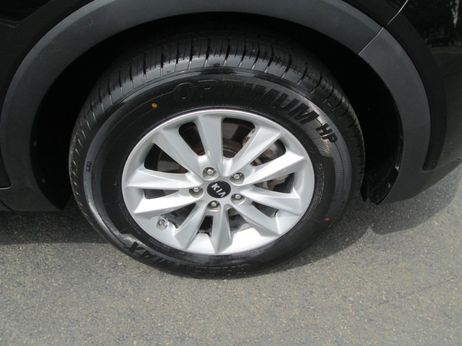 2019 Kia Sorento LX - Photo 9