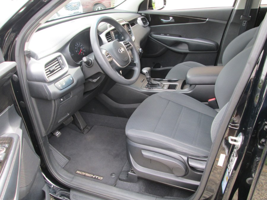 2019 Kia Sorento LX - Photo 10