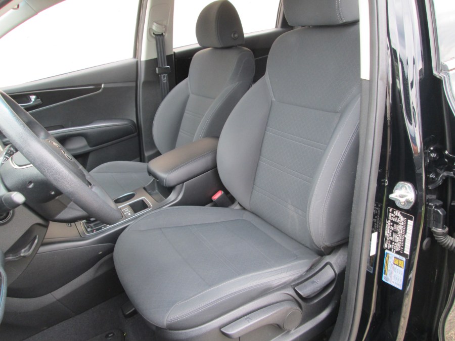 2019 Kia Sorento LX - Photo 11
