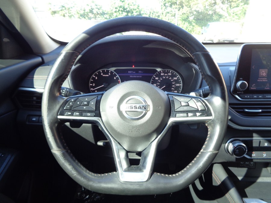 2020 Nissan Altima SR - Photo 17