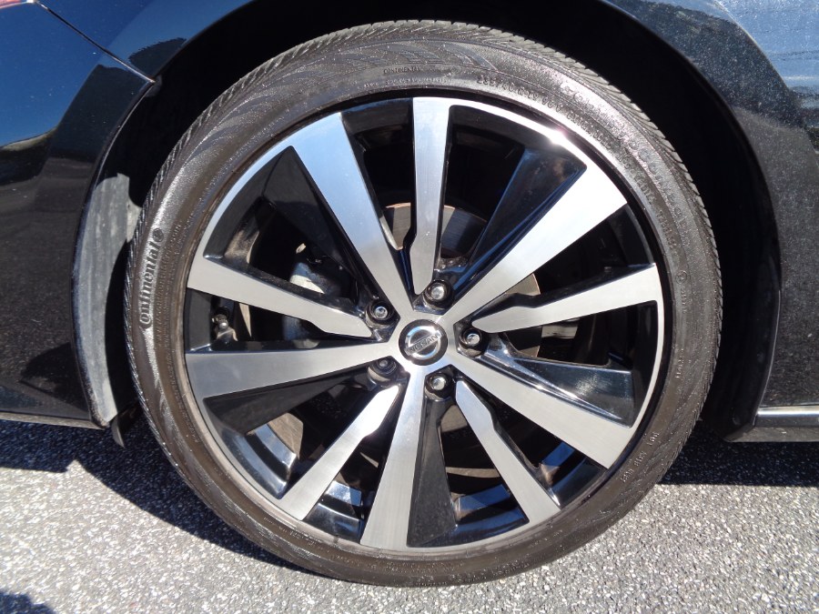 2020 Nissan Altima SR - Photo 9