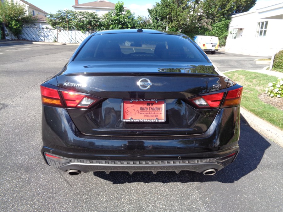 2020 Nissan Altima SR - Photo 7