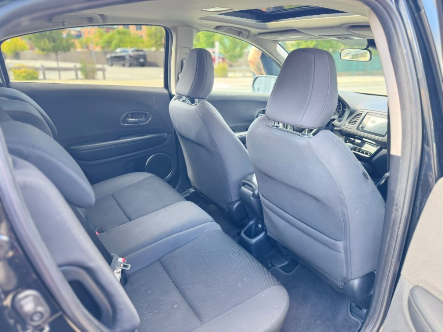 2022 Honda HR-V EX - Photo 8