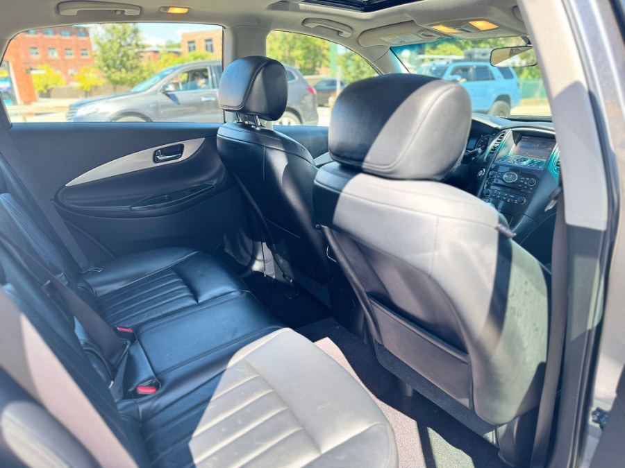 2017 INFINITI QX50 Base - Photo 8