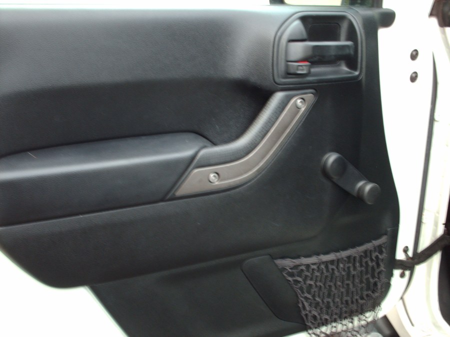 2017 Jeep Wrangler Unlimited Sport - Photo 15