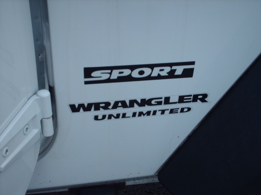 2017 Jeep Wrangler Unlimited Sport - Photo 10