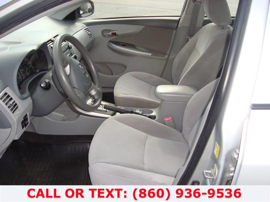 2010 Toyota Corolla LE - Photo 31
