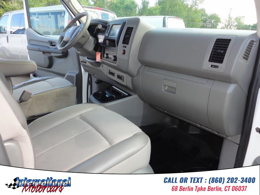 2019 Nissan NV Cargo S - Photo 12