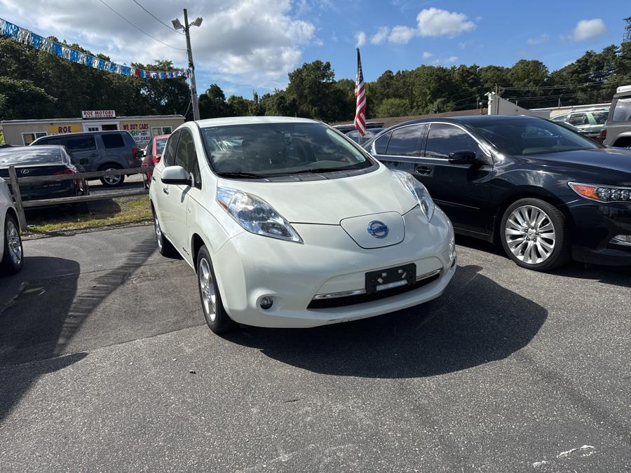 2012 Nissan Leaf SL's photo
