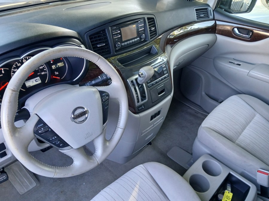 2014 Nissan Quest SV - Photo 16
