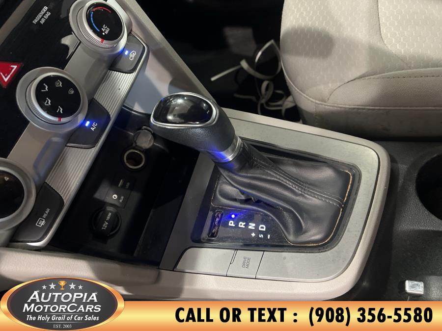 2019 Hyundai Elantra SEL - Photo 23