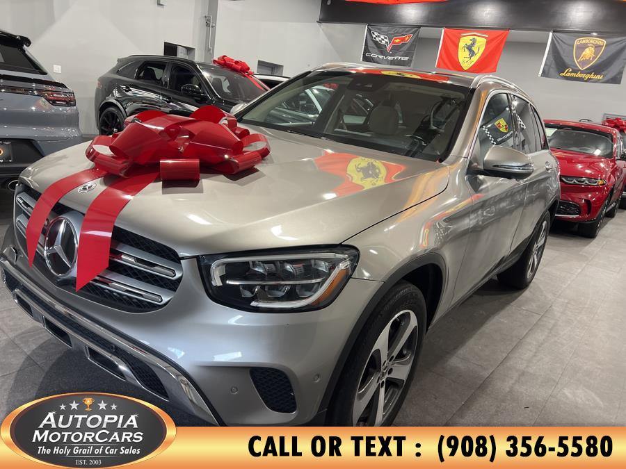 2022 Mercedes-Benz GLC GLC 300's photo