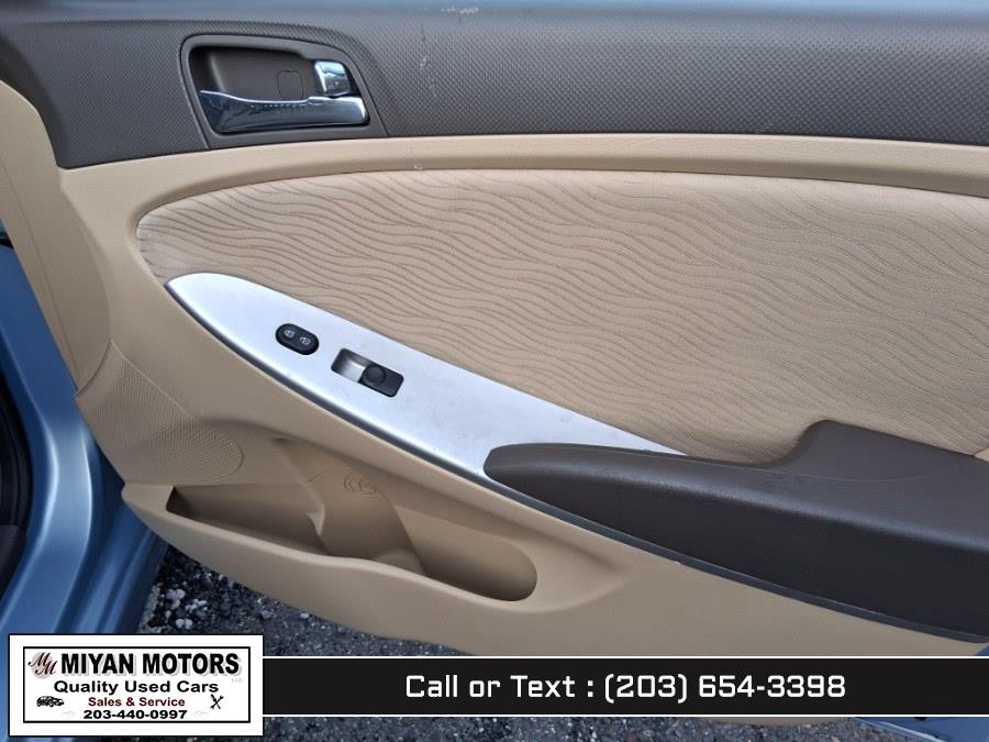 2012 Hyundai Accent GLS - Photo 29