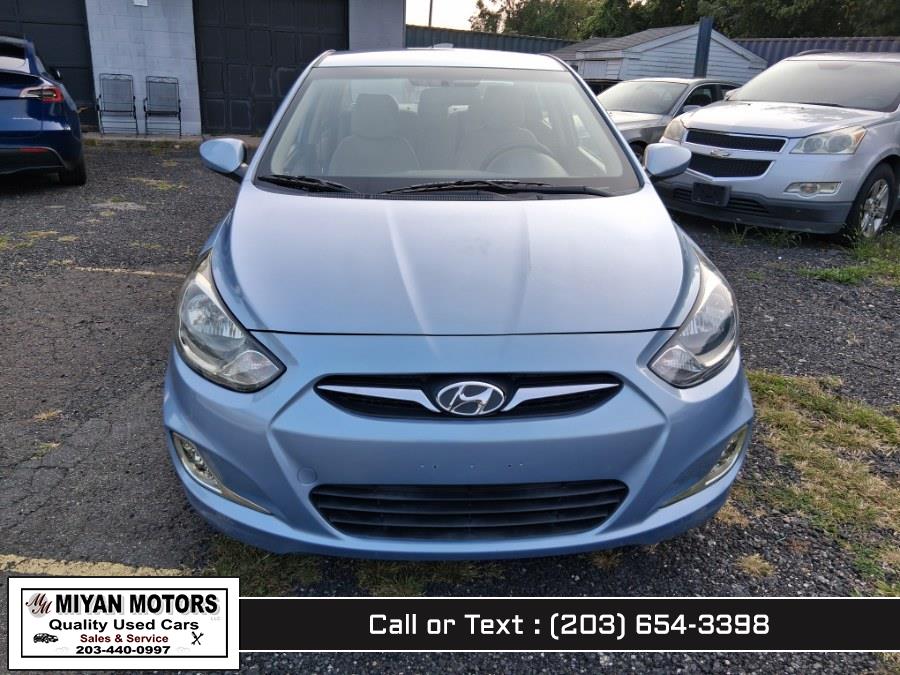 2012 Hyundai Accent GLS - Photo 12