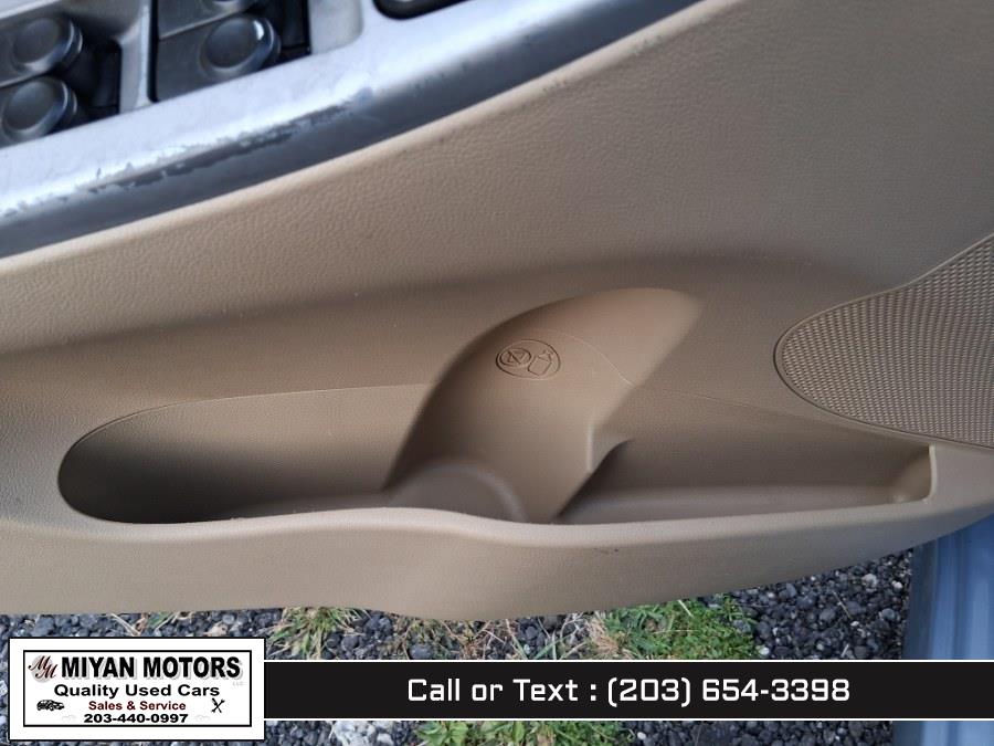 2012 Hyundai Accent GLS - Photo 38
