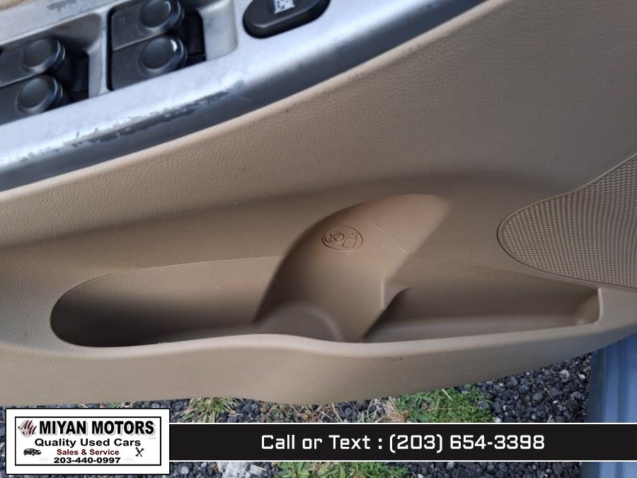 2012 Hyundai Accent GLS - Photo 39