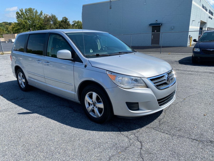 2009 Volkswagen Routan SEL - Photo 6