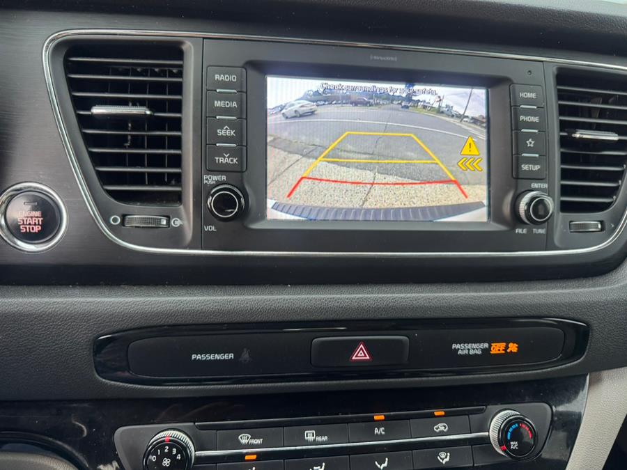 2021 Kia Sedona EX - Photo 46