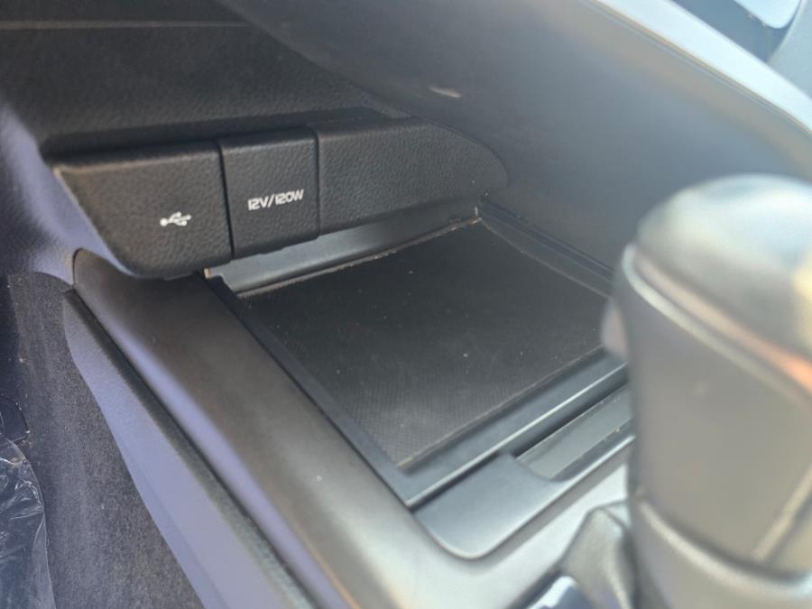 2022 Toyota Camry SE - Photo 27