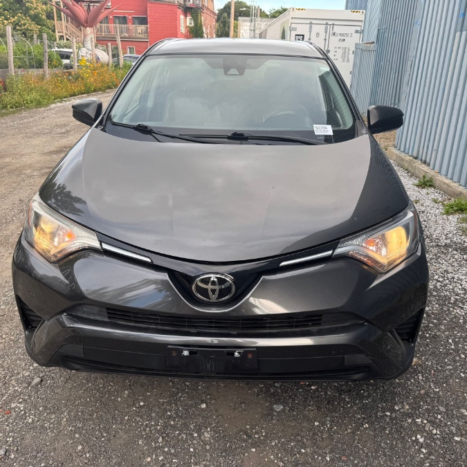 2017 Toyota RAV4 LE - Photo 1