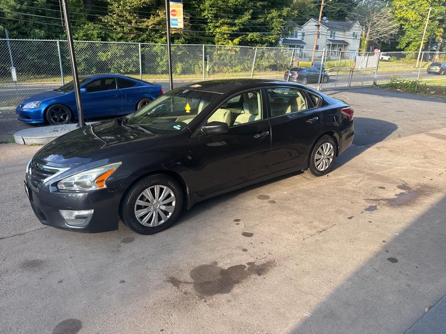 Used 2013 Nissan Altima in Hartford, Connecticut | HPG Auto Sales LLC. Hartford, Connecticut