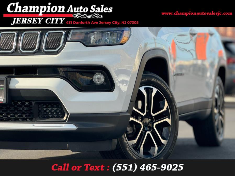 2022 Jeep Compass Limited 4X4's photo