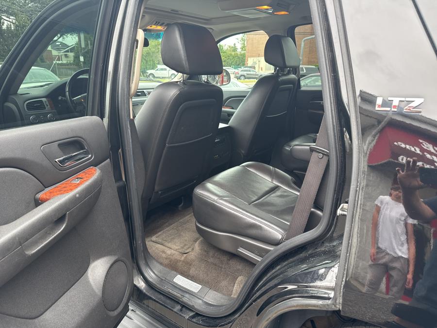 2009 Chevrolet Tahoe LTZ - Photo 9