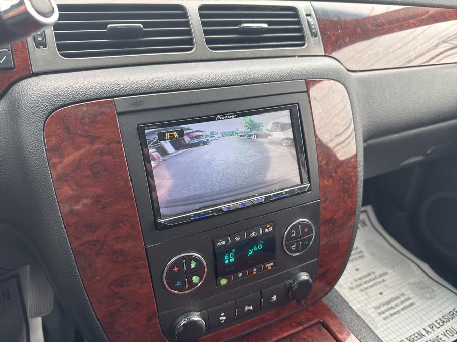2009 Chevrolet Tahoe LTZ - Photo 12
