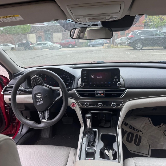 2019 Honda Accord LX - Photo 11