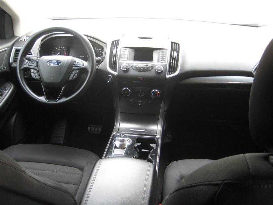 2019 Ford Edge SE - Photo 12