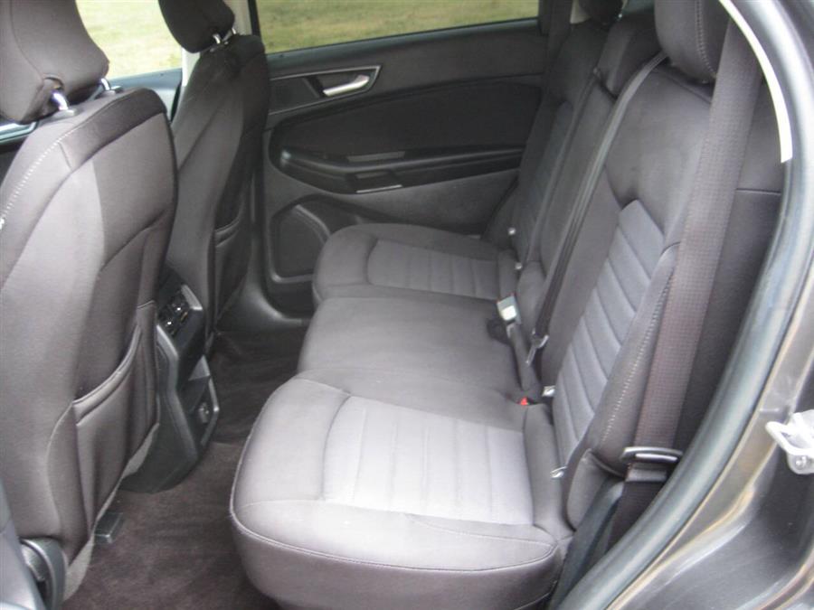2019 Ford Edge SE - Photo 19