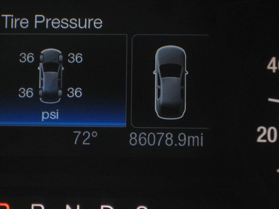 2019 Ford Edge SE - Photo 23