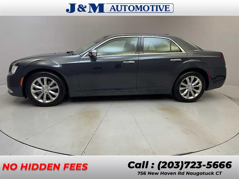 2019 Chrysler 300 Limited AWD's photo