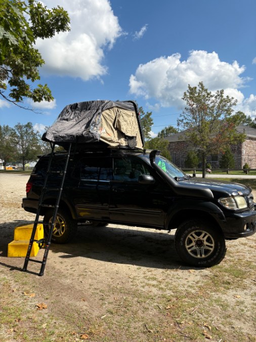 2003 Toyota Sequoia Limited - Photo 9