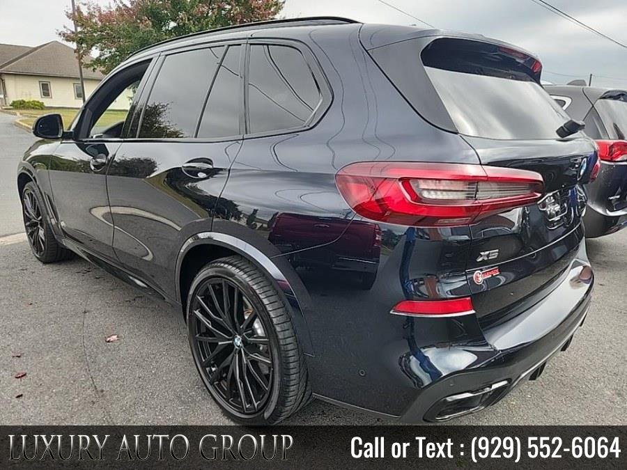 2021 BMW X5 M50i's photo