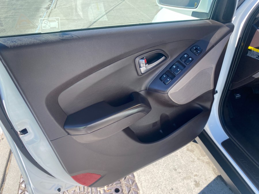 2015 Hyundai Tucson SE - Photo 19