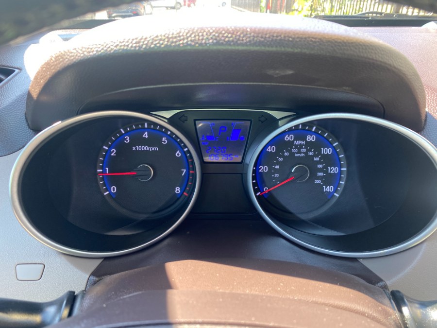 2015 Hyundai Tucson SE - Photo 21