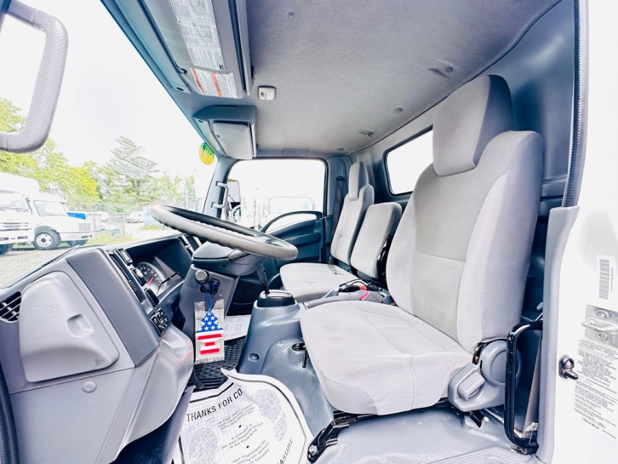 2019 Isuzu NRR - Photo 26
