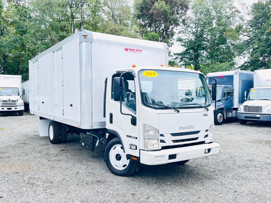 2019 Isuzu NRR - Photo 34