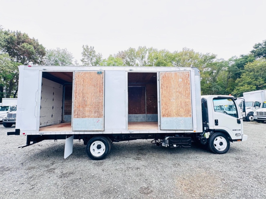 2019 Isuzu NRR - Photo 47