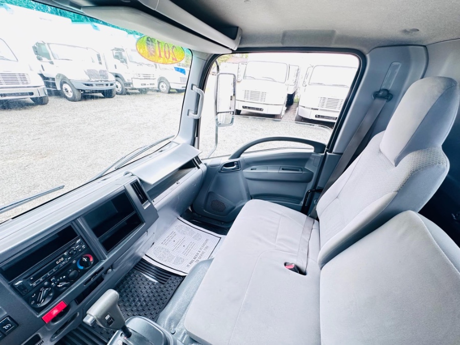 2019 Isuzu NRR - Photo 31