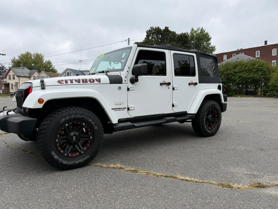 2013 Jeep Wrangler Unlimited Sahara - Photo 2