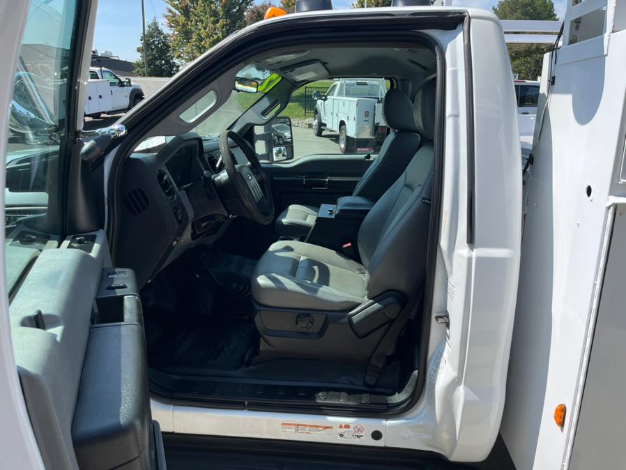 2012 Ford F-450 Super Duty Chassis Cab XL - Photo 15
