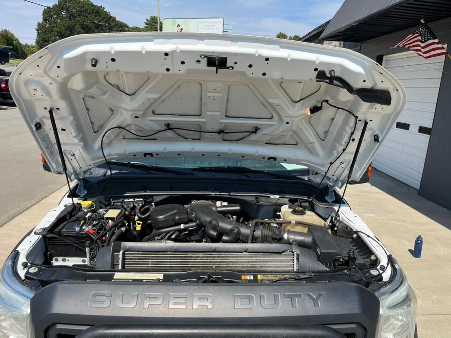2012 Ford F-450 Super Duty Chassis Cab XL - Photo 19