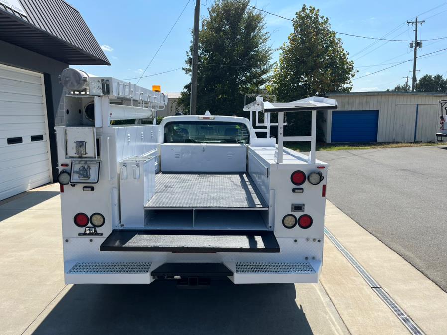 2012 Ford F-450 Super Duty Chassis Cab XL - Photo 9