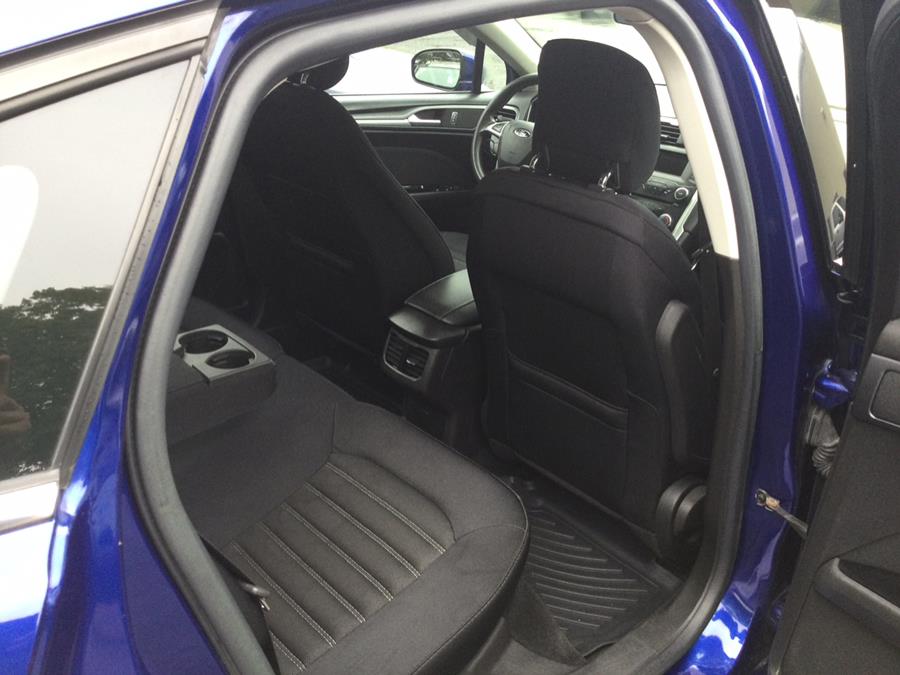 2014 Ford Fusion SE - Photo 24