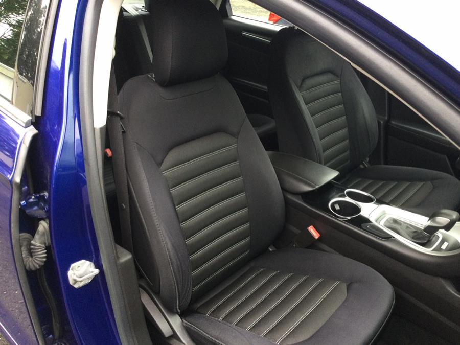 2014 Ford Fusion SE - Photo 18