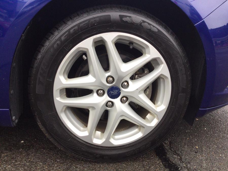 2014 Ford Fusion SE - Photo 31