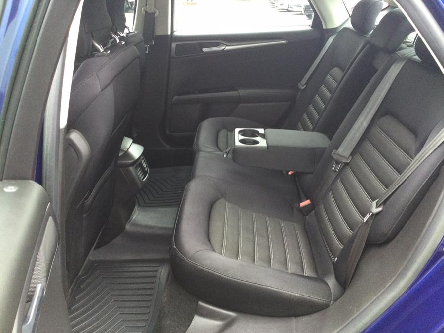 2014 Ford Fusion SE - Photo 16