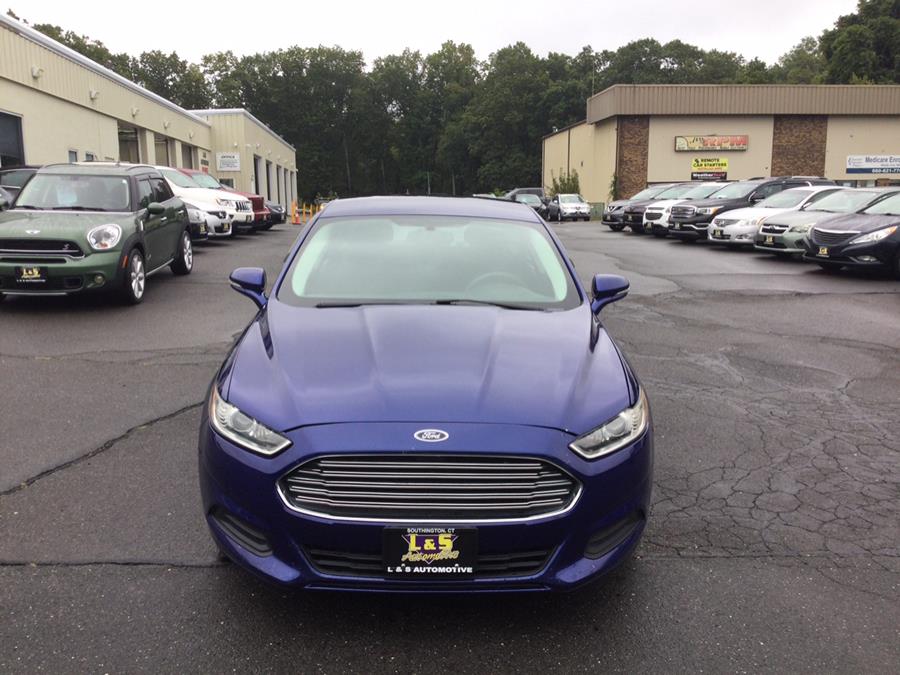 2014 Ford Fusion SE - Photo 8
